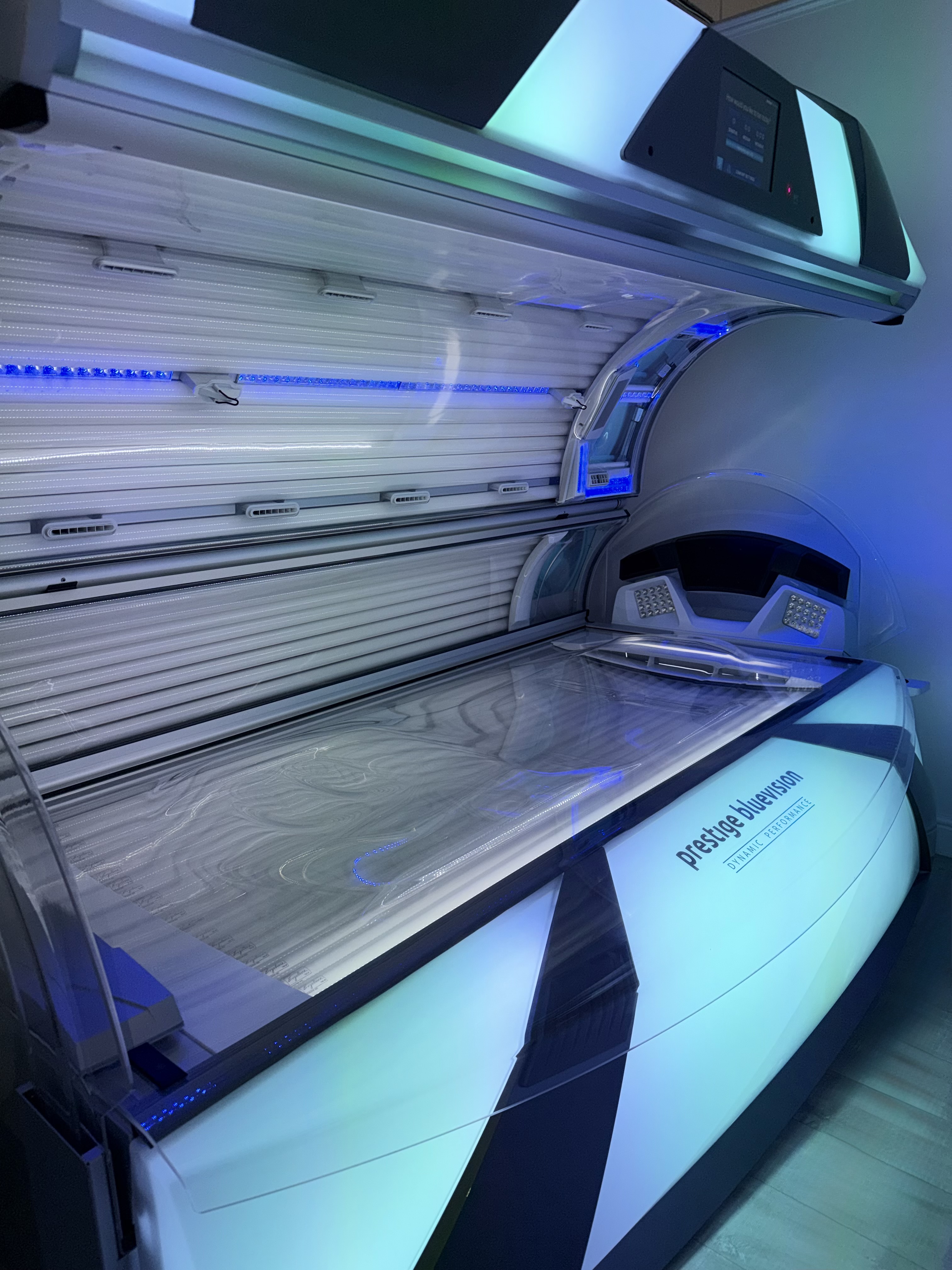 Ergoline Prestige BlueVision in Room 4