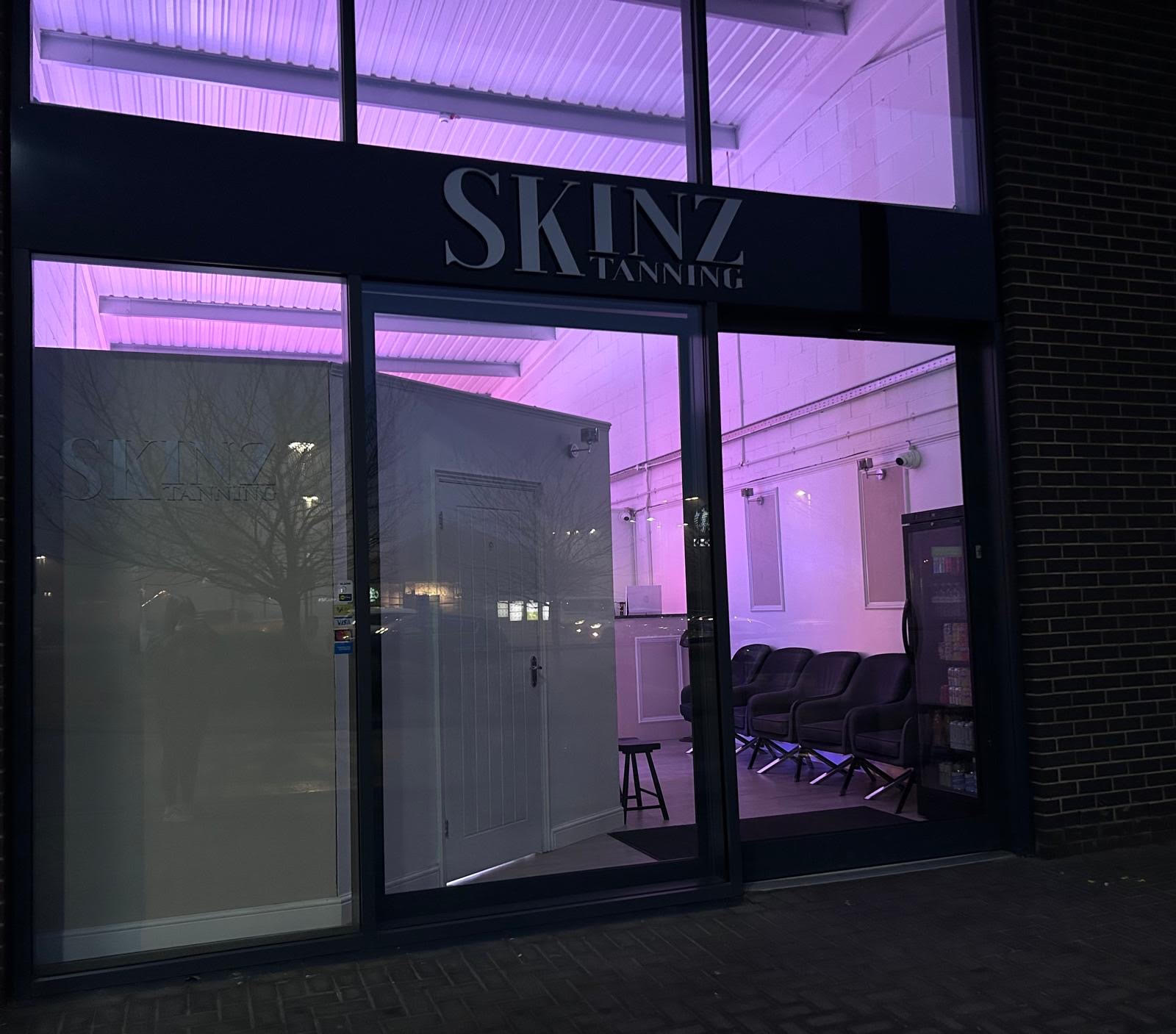 Skinz Tanning shopfront at night